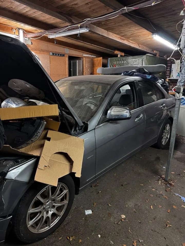 Mercedes-Benz C 200