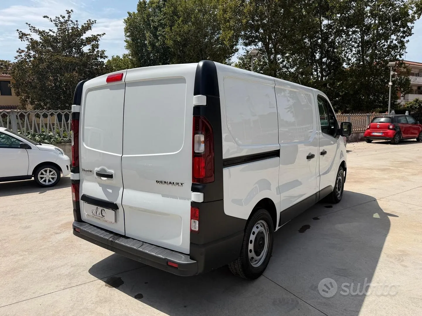 Renault Trafic 2024 photo 4