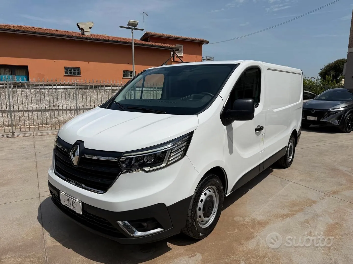 Renault Trafic 2024 photo 3