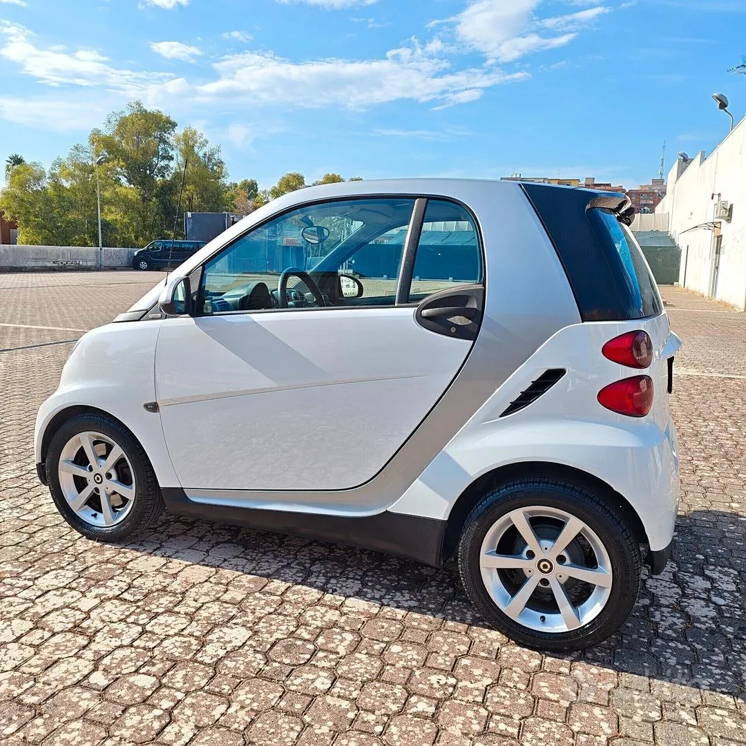 Smart Fortwo 2008 photo 4