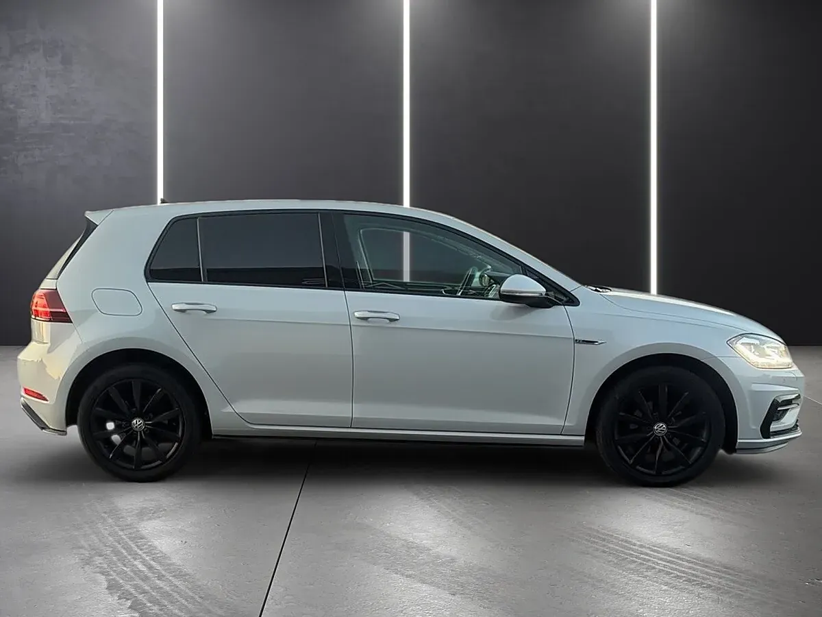 Volkswagen Golf 2018 photo 3