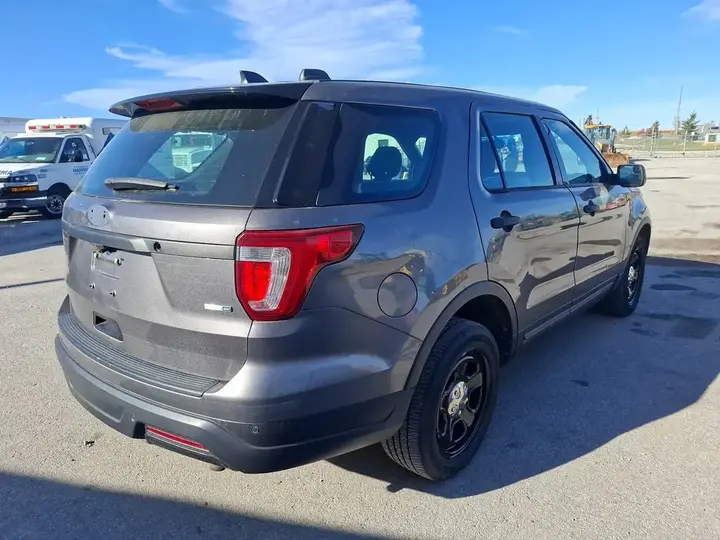 Ford Explorer 2019 photo 5