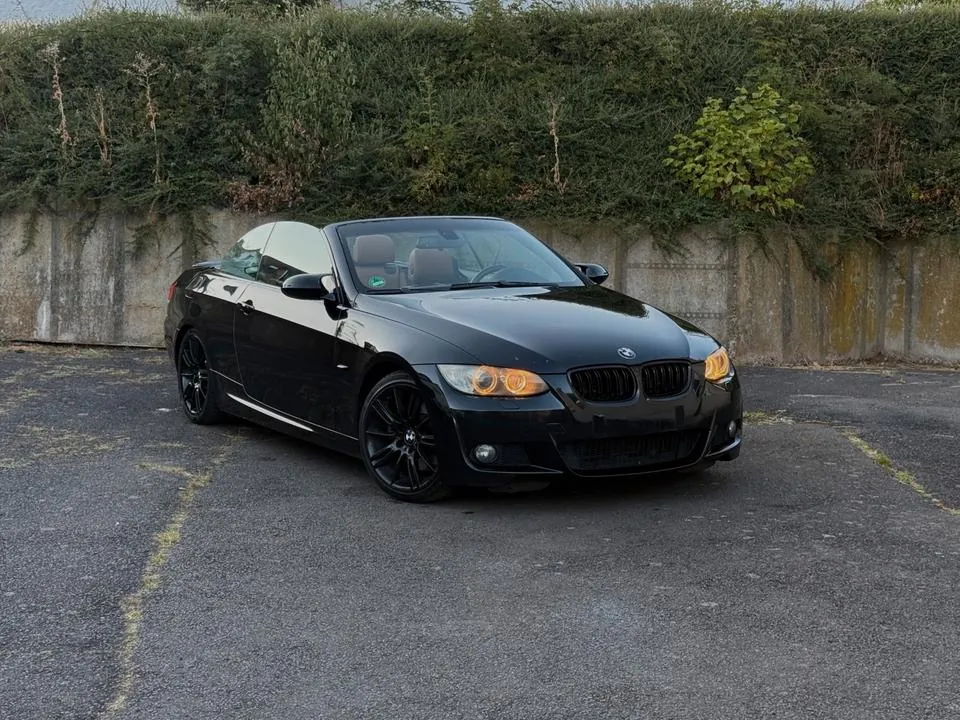 BMW E93 325I Cabrio