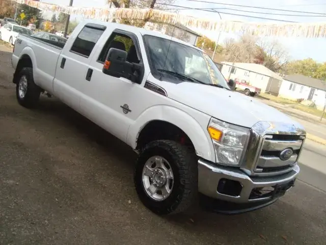 Ford Super Duty F-350 2014 photo 4
