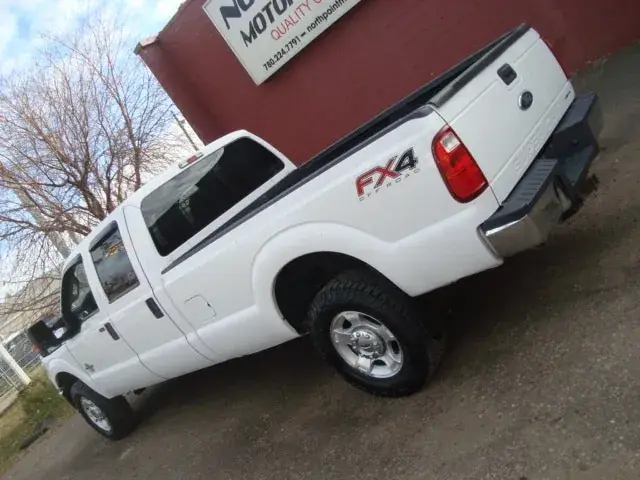 Ford Super Duty F-350 2014 photo 2