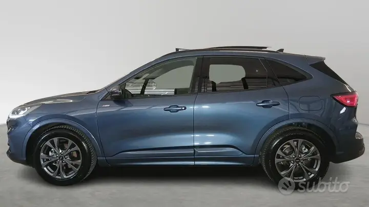 Ford Kuga 2022 photo 3