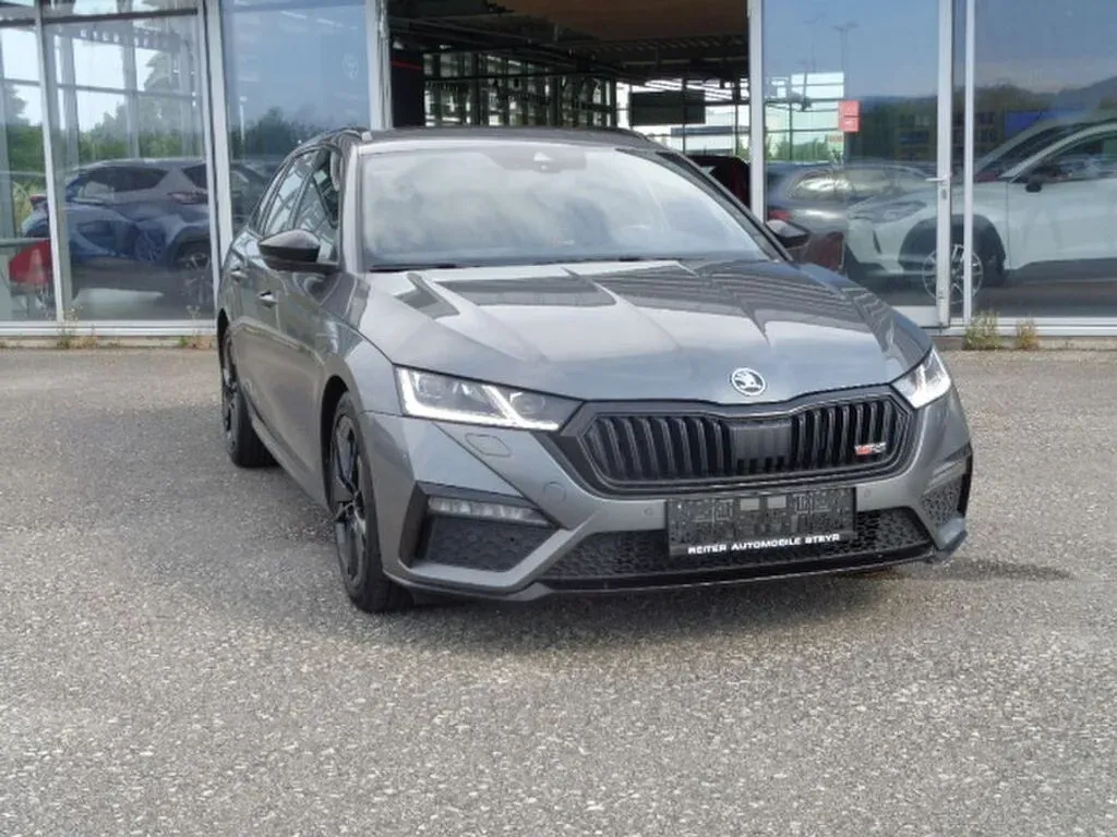 Skoda Octavia 2023 photo 2