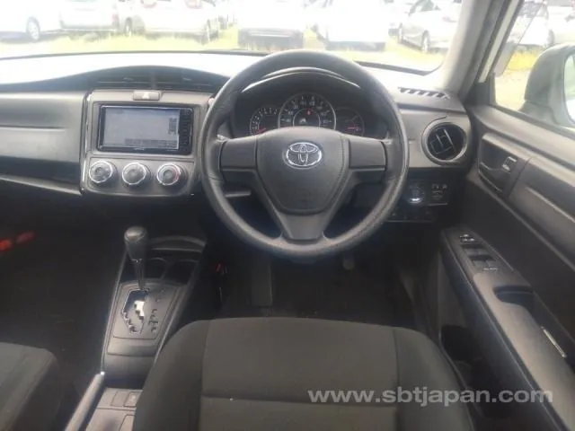 Toyota Corolla Axio 2021 photo 4