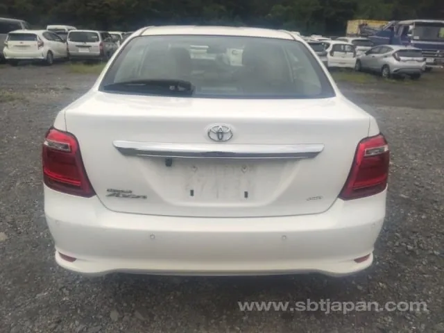 Toyota Corolla Axio 2021 photo 5