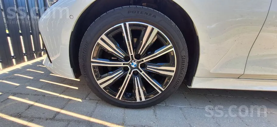 BMW 320D 2019 photo 3