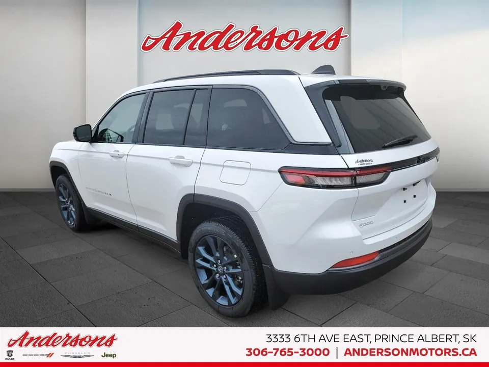 Jeep Grand Cherokee 2026 photo 4