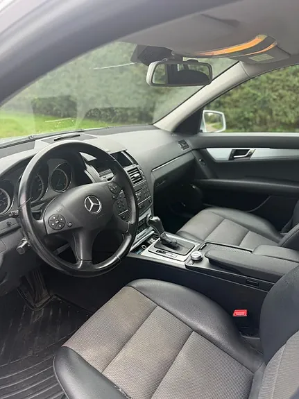 Mercedes-Benz C220 2011 photo 5