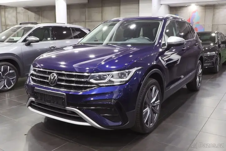 Volkswagen Tiguan Allspace 2023 photo 2