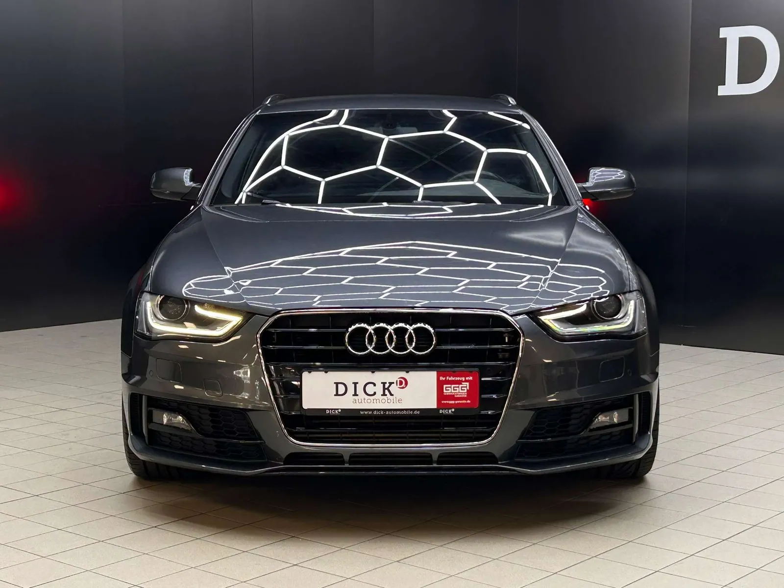 Audi A4 Avant 2015 photo 2