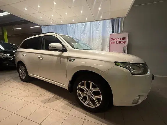 Mitsubishi Outlander 2014 photo 3