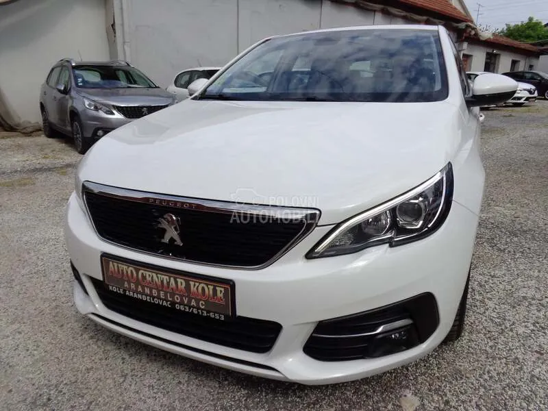 Peugeot 308 2021 photo 2