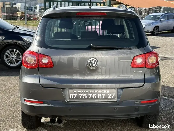 Volkswagen Tiguan 2011 photo 4