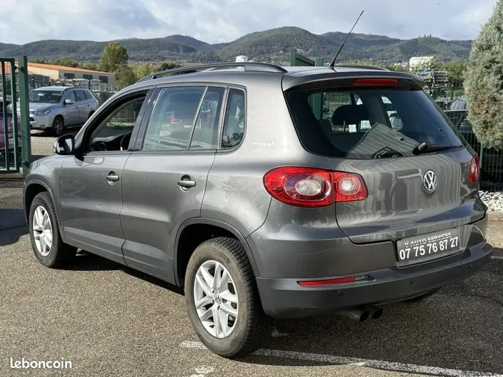 Volkswagen Tiguan 2011 photo 3