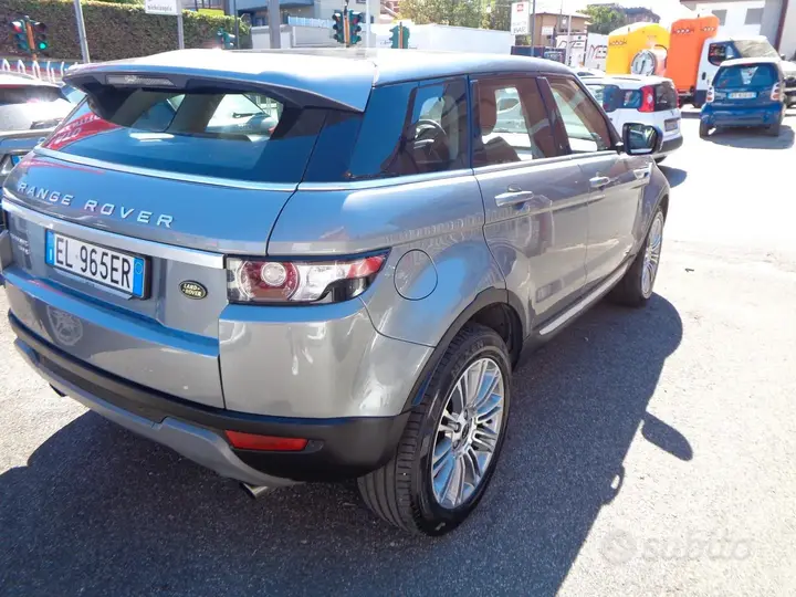 Land Rover Range Rover Evoque 2012 photo 4