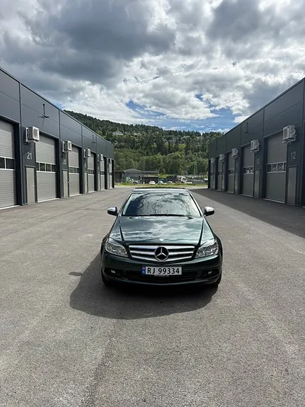Mercedes-Benz C200 2007 photo 2