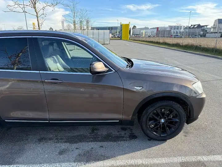 BMW X3 2013 photo 2