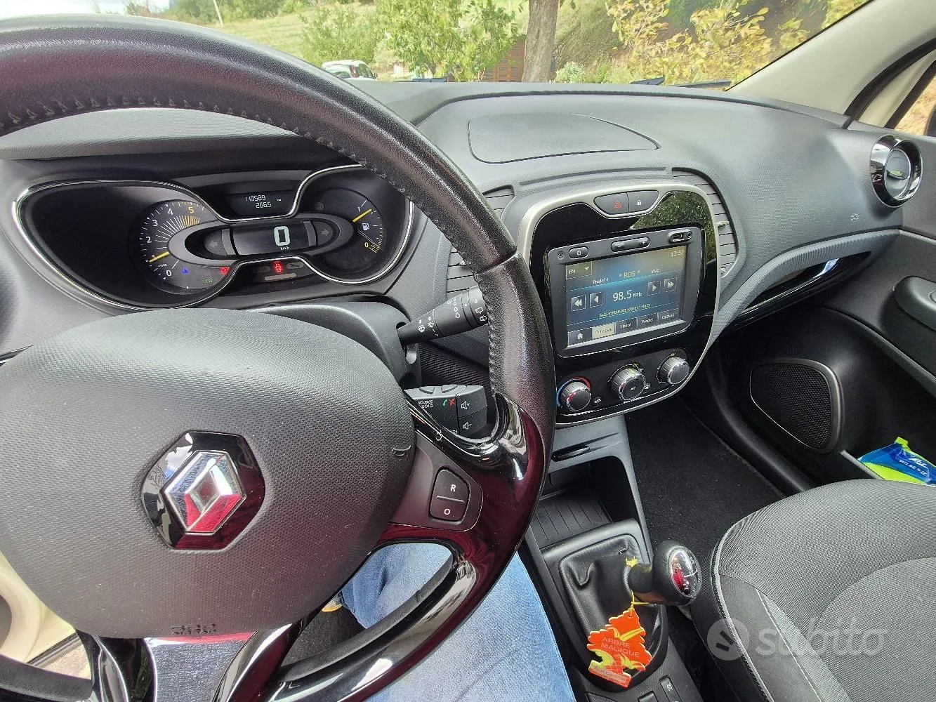 Renault Captur 2015 photo 3