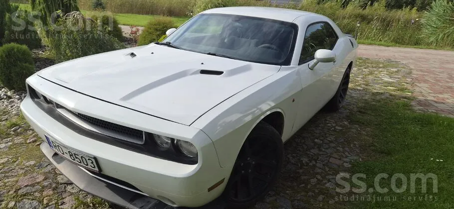 Dodge Challenger