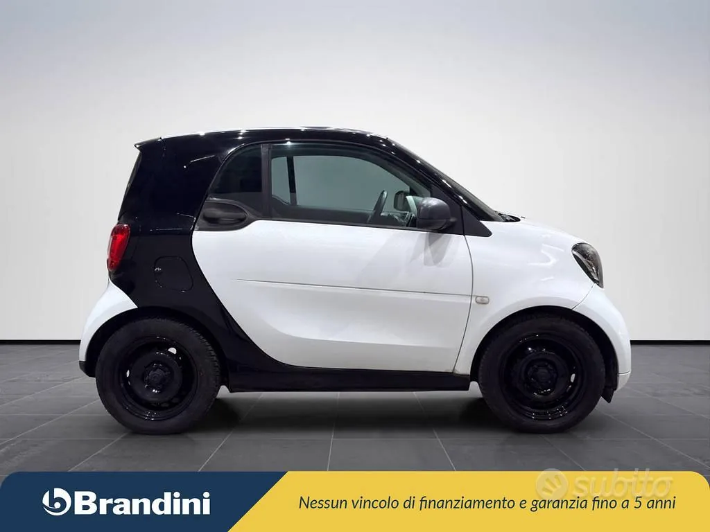 Smart Fortwo 2015 photo 5