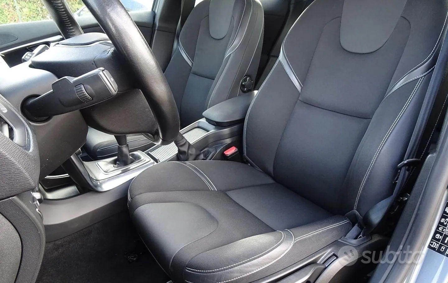 Volvo V40 2016 photo 4