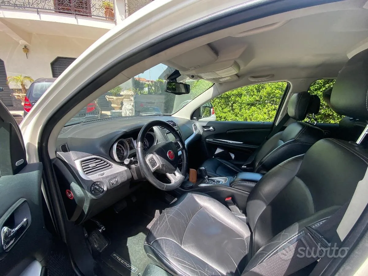 Fiat Freemont 2015 photo 4