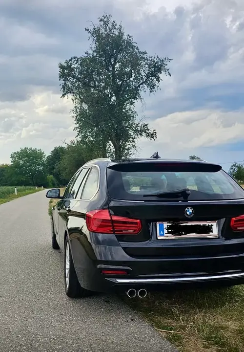 BMW 3 Series 2017 photo 2