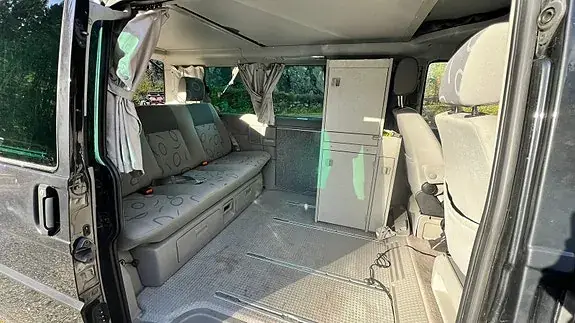 Volkswagen Multivan 2002 photo 4