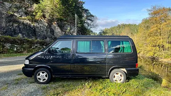 Volkswagen Multivan 2002 photo 2
