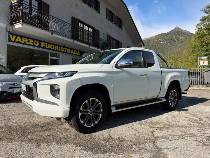 Mitsubishi L200