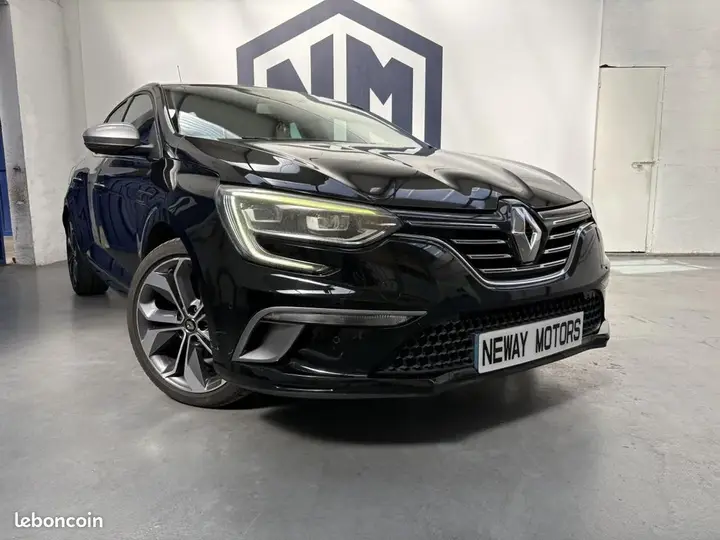 Renault Megane 2017 photo 2