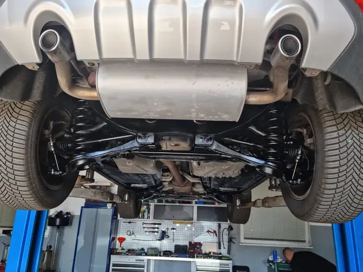 Ford Kuga 2011 photo 3