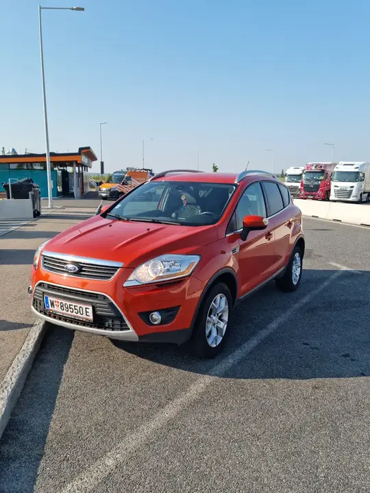 Ford Kuga 2011 photo 2