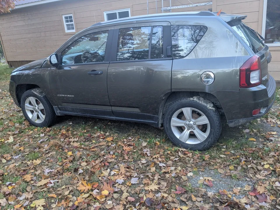Jeep Compass 2015 photo 4