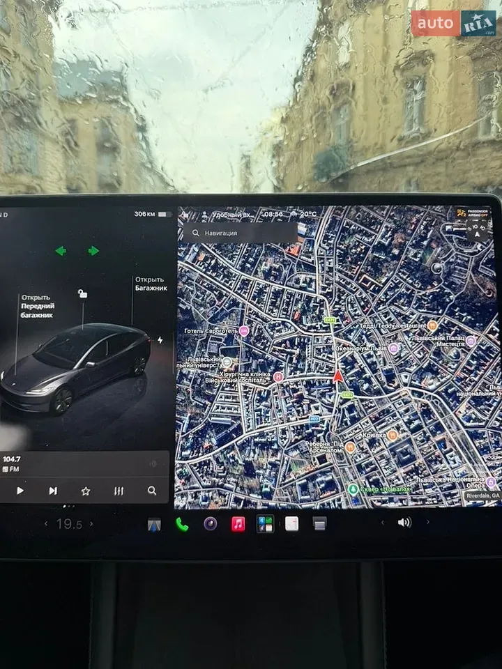 Tesla Model 3 2024 photo 3