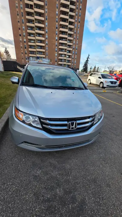 Honda Odyssey 2014 photo 4