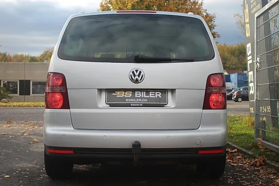 Volkswagen Touran 2007 photo 4