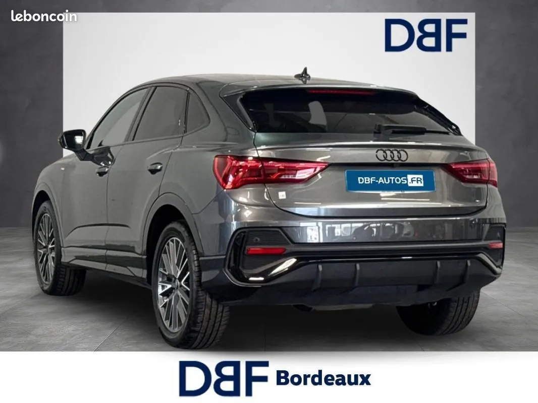 Audi Q3 2023 photo 3