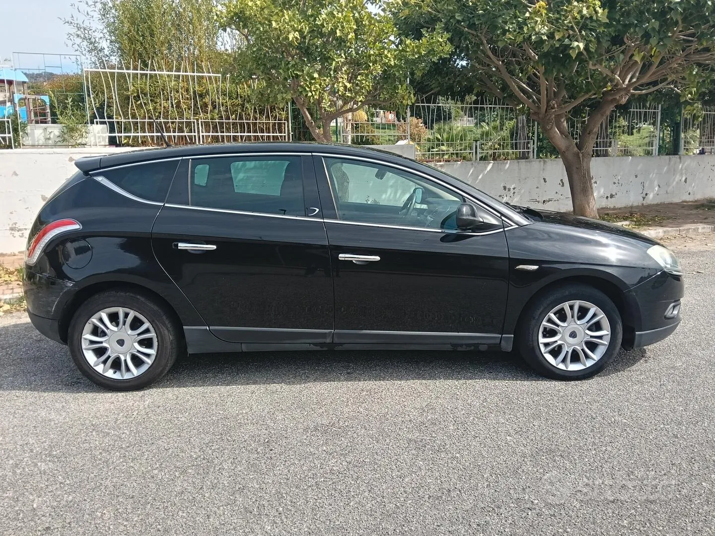 Lancia Delta 2010 photo 4