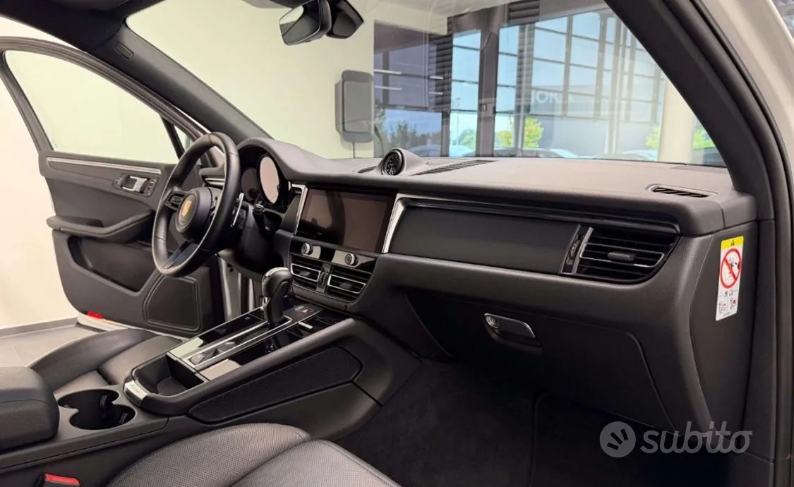 Porsche Macan 2022 photo 5