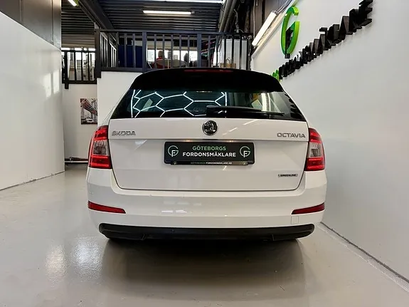 Skoda Octavia 2014 photo 4