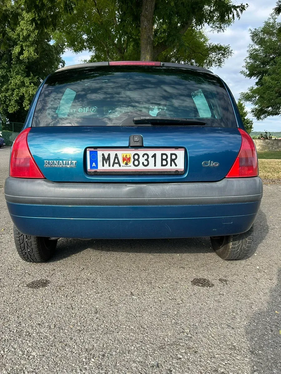 Renault Clio 2000 photo 3