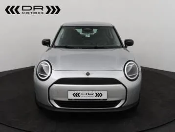 Mini Cooper 2025 photo 2