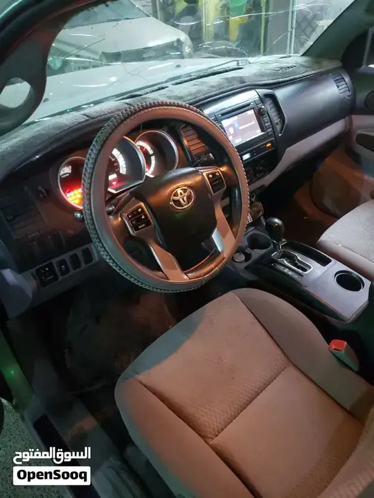 Toyota Tacoma 2014 photo 2