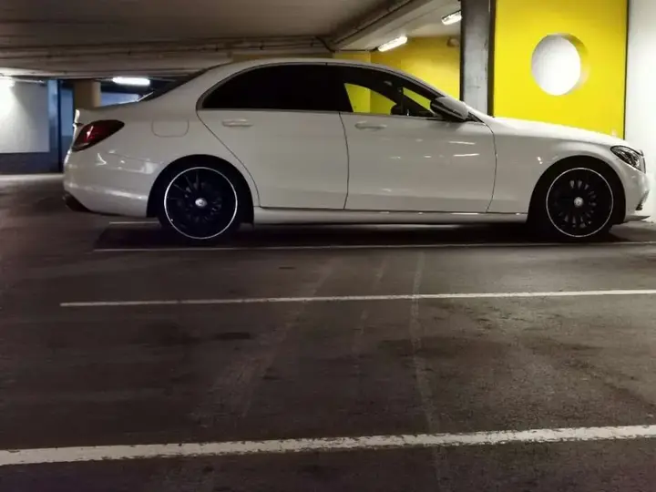 Mercedes-Benz C-Class 2015 photo 3