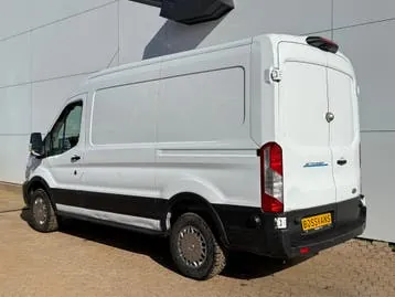 Ford E-Transit 2023 photo 3